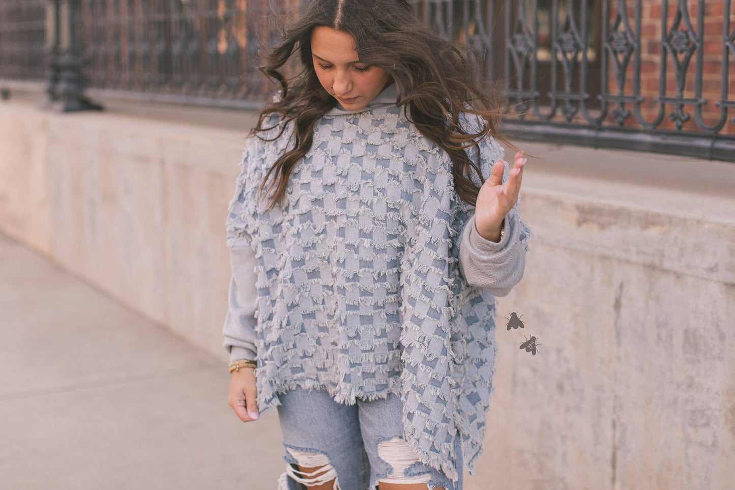 CHECK ONE TWO PONCHO SWEATSHIRT