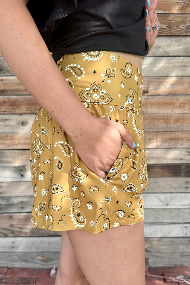Bandana Babe Shorts Yellow