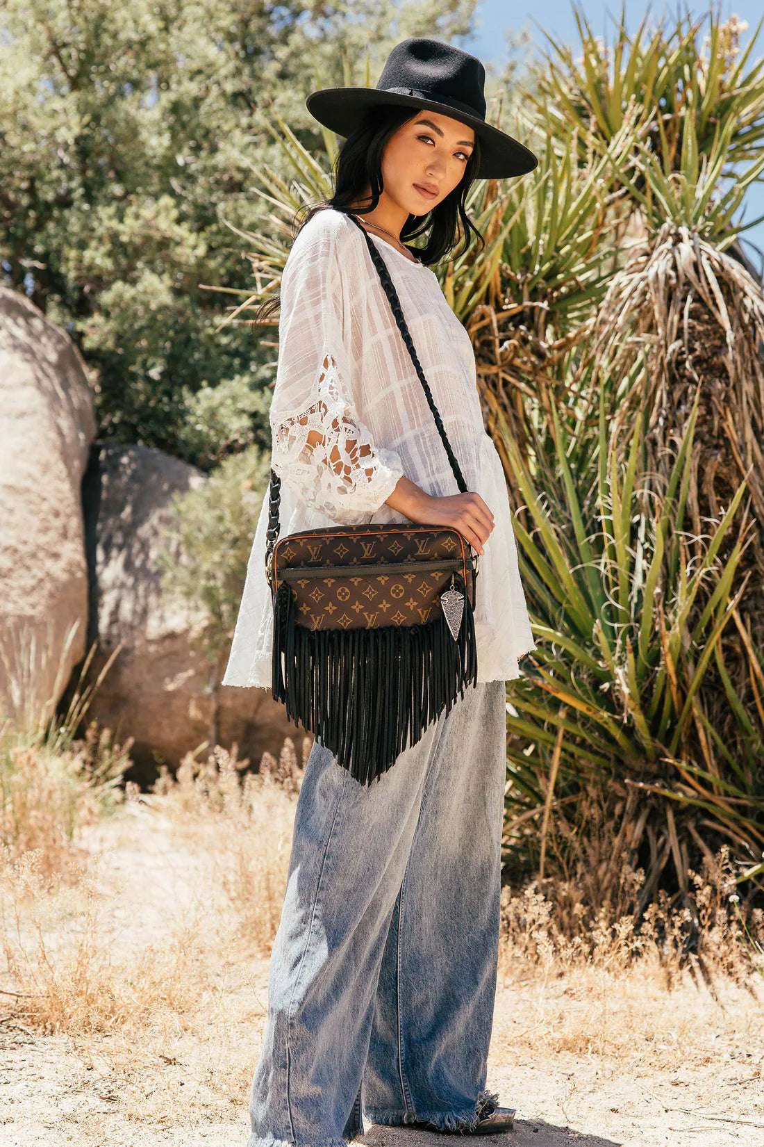Riviera-Short Fringe