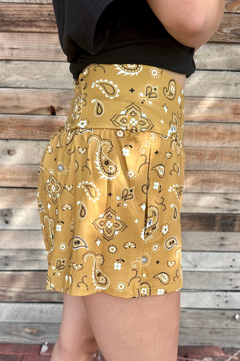 Bandana Babe Shorts Yellow