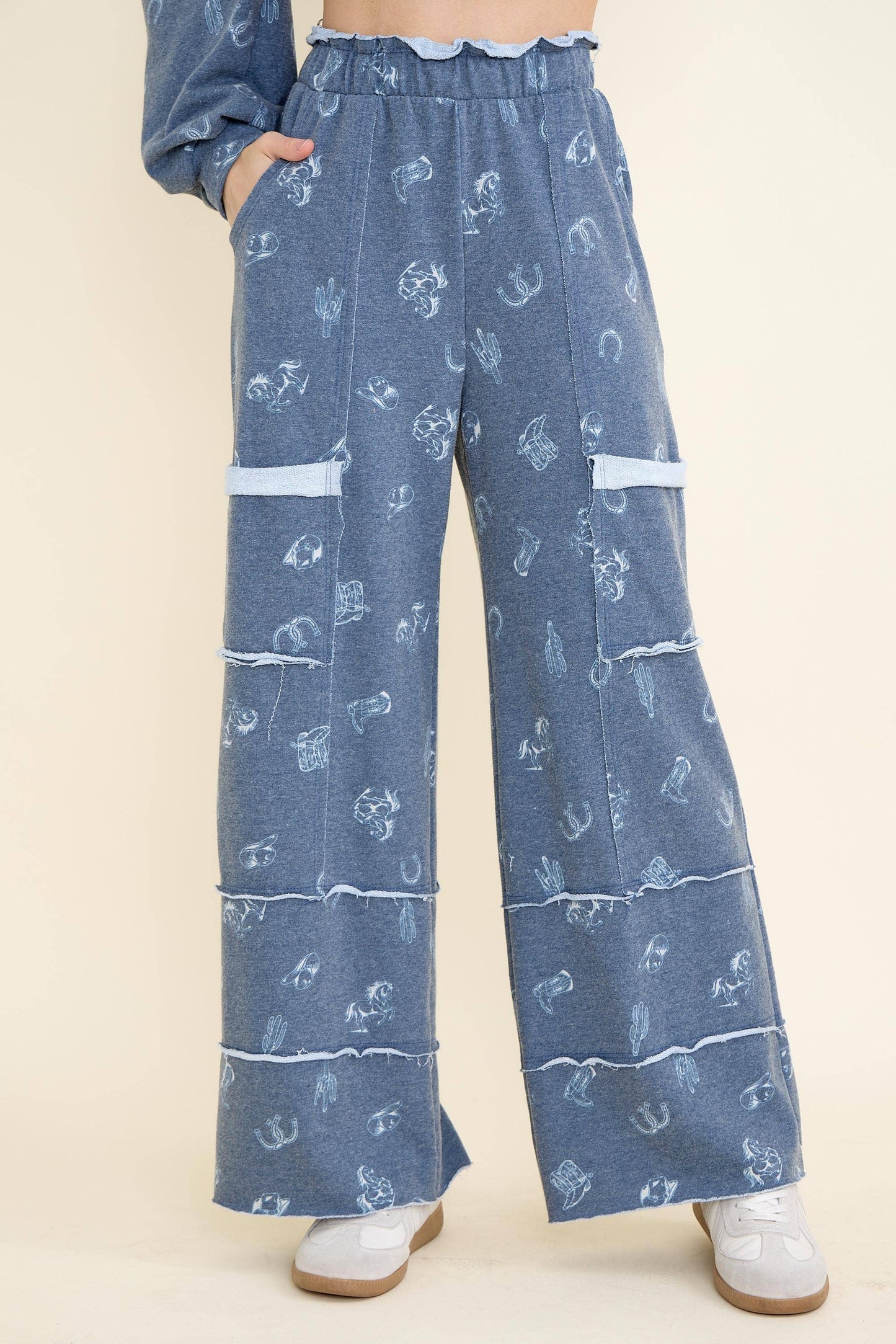 Washed allover Western graphic print Pocket