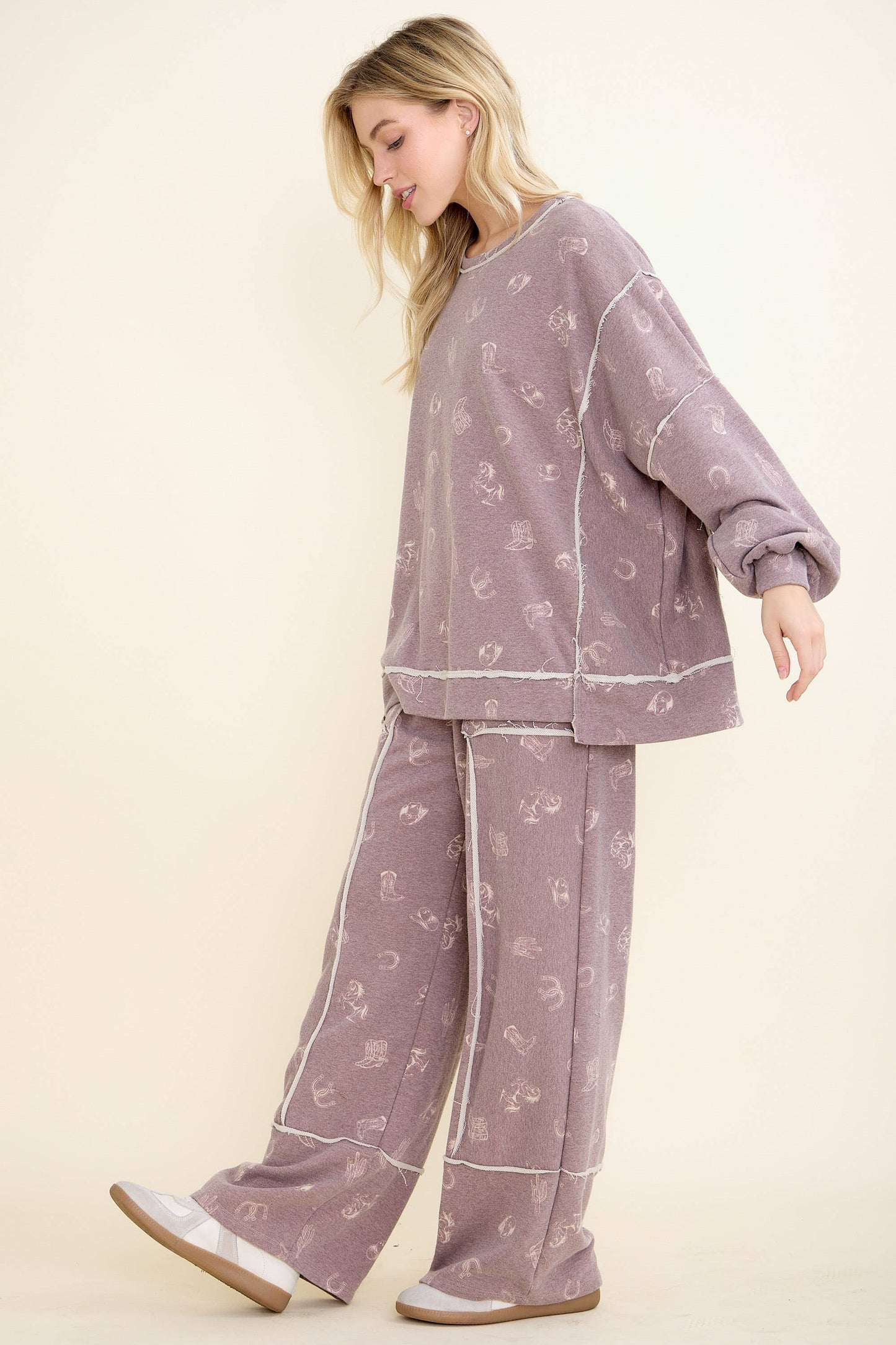 Washed allover Western graphic print Sweatshirt HT6890