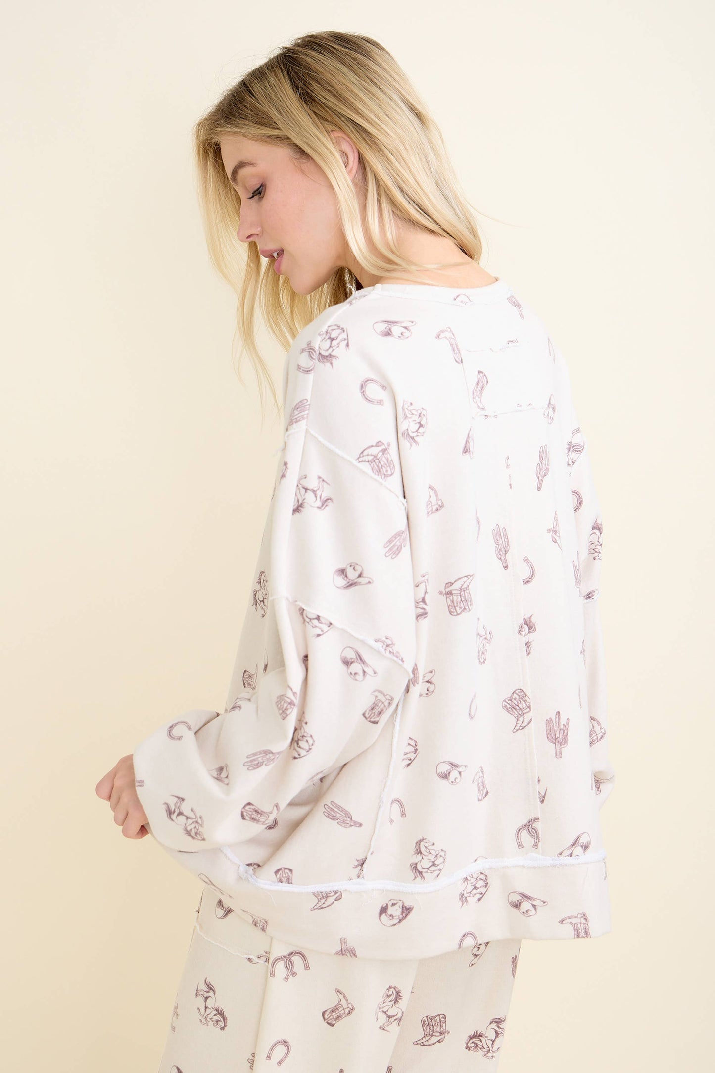 Washed allover Western graphic print Sweatshirt HT6890